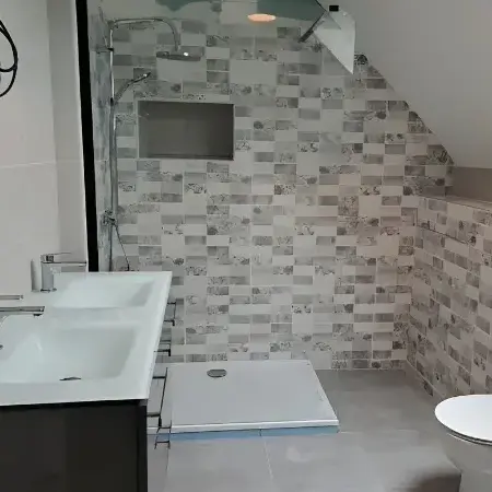 location de mini-pelle Guerlédan-1